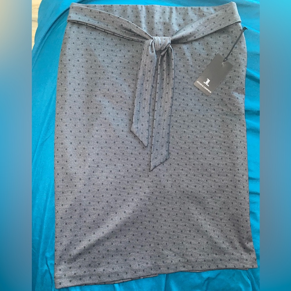 Ladies Dress Skirt
